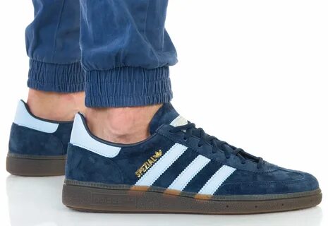 Кроссовки spezial