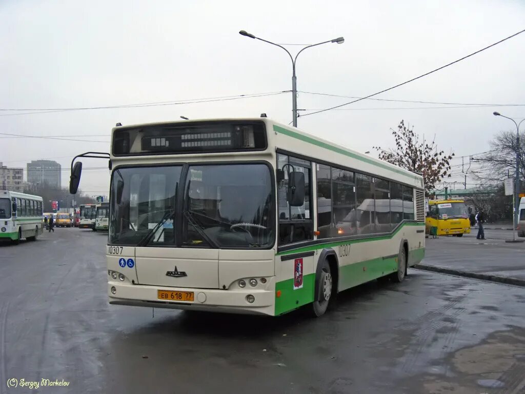 Инкерман автобус 103. Автобус 103 Москва. Автобус МАЗ 103 Москва. Автобус 760 Москва. 9709 Автобус.