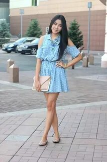 Үлкен бөкселері бар жетілген әйелдермен анальды порно