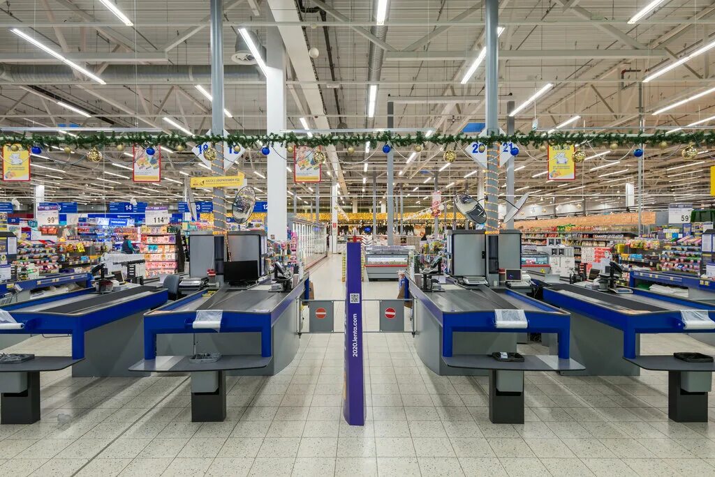 Лента петербург. Гипер лента в питере. Лента выборгское шоссе 216. Лента улица бабушкина 125. Супермаркеты и гипермаркеты санкт петербурга.