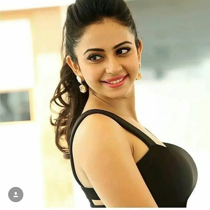 Почему прит. Ракул прит сингх. rakul preet singh. ракул прит сингх фигура. ракул прит сингх биография.