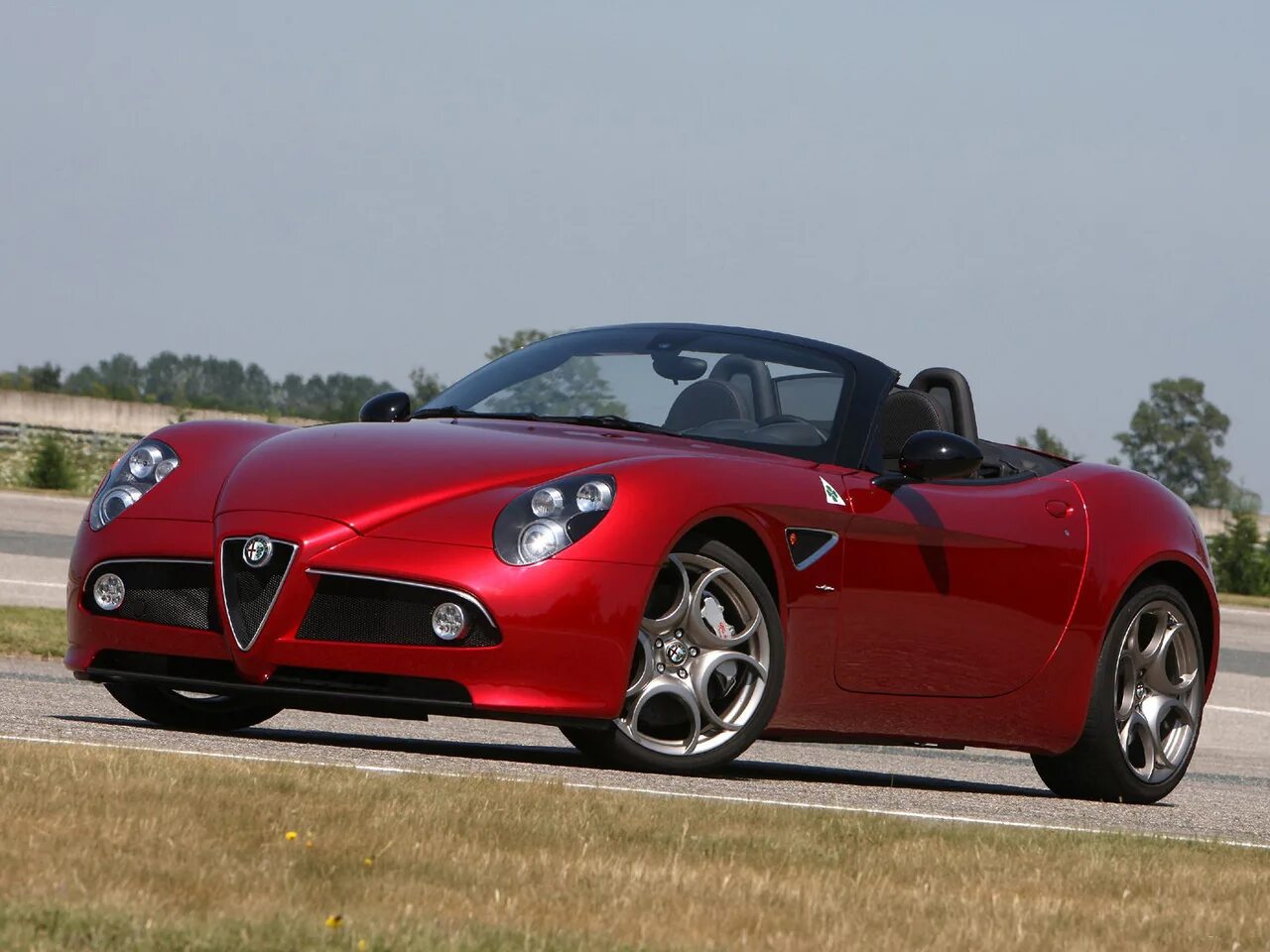 Alfa Romeo кабриолет. Alfa Romeo 8c кабриолет. Альфа Ромео Спайдер кабриолет. Alfa Romeo 8c 35.