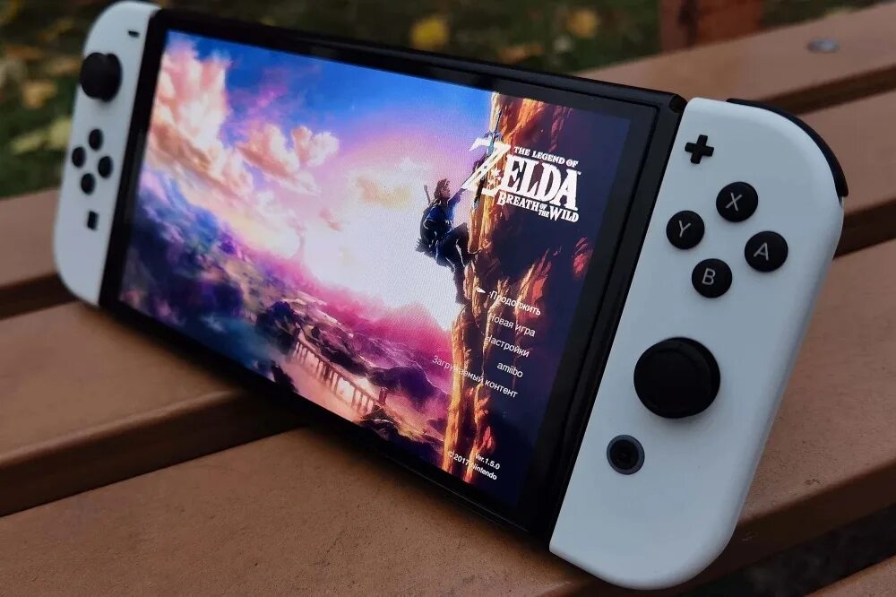 Nintendo lite oled. Нинтендо свитч белая. Нинтендо свитч олед. Игровая консоль Nintendo Switch (OLED-модель). Nintendo Switch OLED.