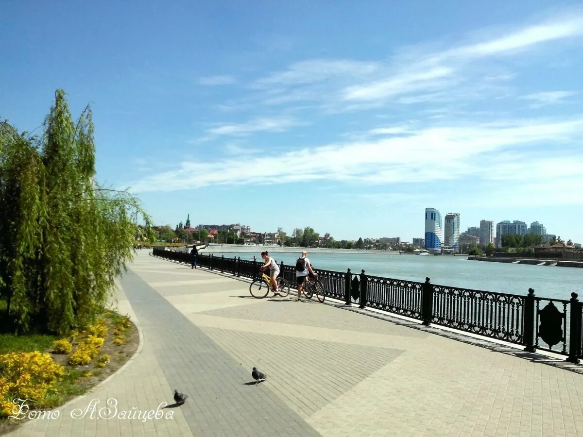 Краснодар набережная реки кубань. Краснодарская набережная. Кубанская набережная краснодар. Улица кубанская набережная краснодар. Кубанская набережная краснодар.