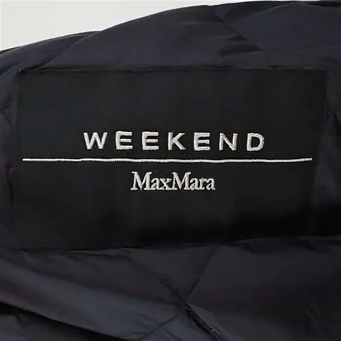 Купить уикенд макс. Парка Max Mara weekend. Бирка Max Mara. Бирка weekend Max Mara. Куртка Max Mara Bosco.