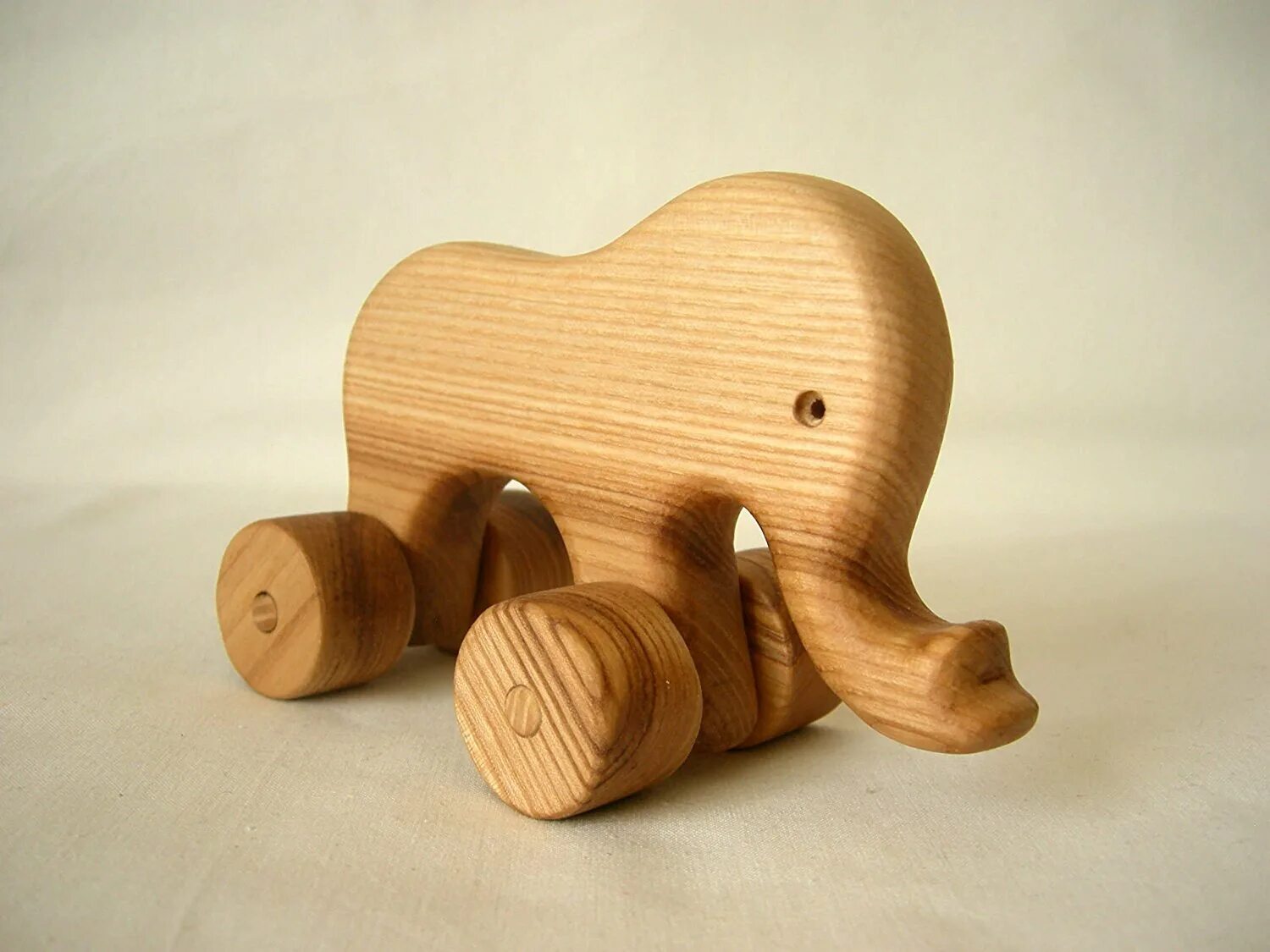 Деревянные игрушки. Детские игрушки из фанеры. Мастерская деревянных игрушек. Детские игрушки из дерева. Изделия из дерева для детей.