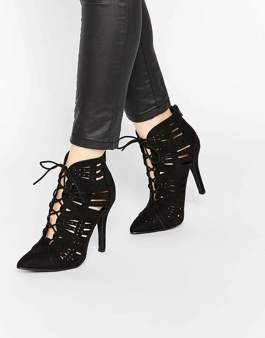 Летние ботильоны. Туфли со шнуровкой женские. Туфли со шнуровкой женские. Шнурки для туфлей. Туфли со шнуровкой женские.