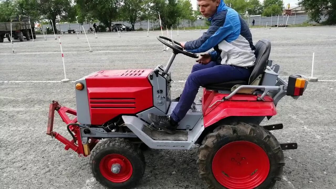 Кмз видео. Трактор кмз-0124. кмз-012. курган трактор кмз-012. фреза кмз 012.