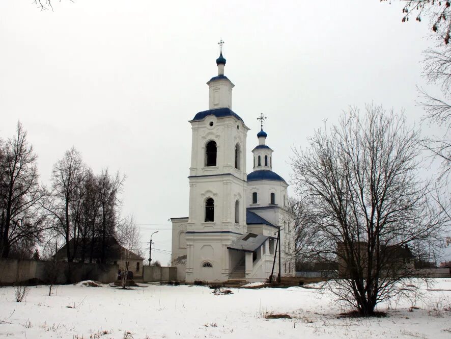 Храм введения вязьма. Введенская церковь вязьма. Введенский храм вязьма. Храмы города вязьма смоленской. Храм введения вязьма.
