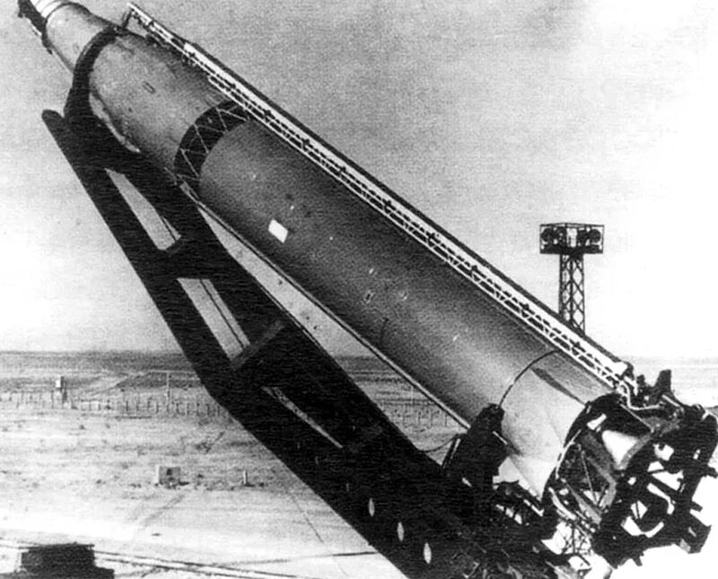 Самая первая баллистическая ракета. Советская баллистическая ракета р14. Р-9а баллистическая ракета. МБР р9а. Первая межконтинентальная баллистическая ракета СССР.