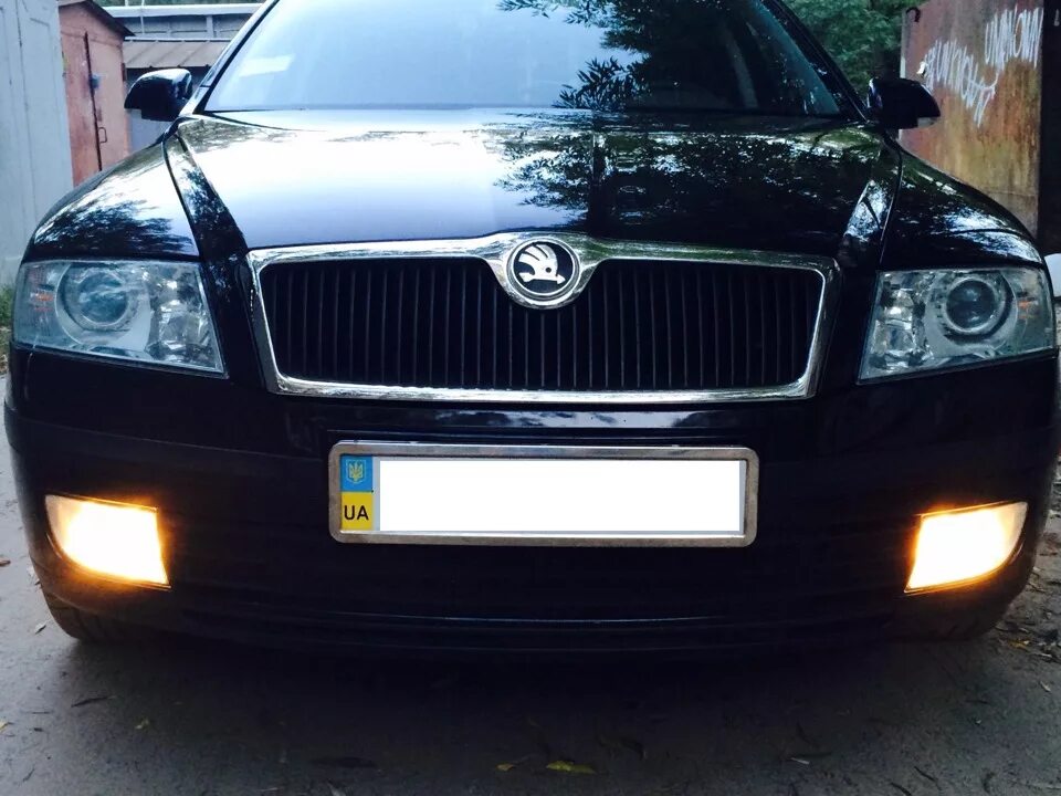 Дхо на октавию. Skoda Octavia a5 ДХО. ПТФ Skoda Octavia a5.