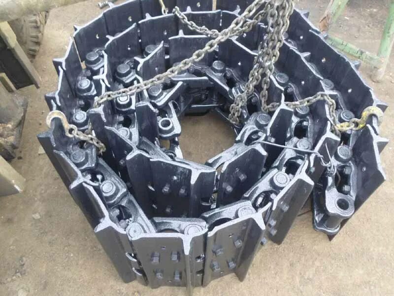 Гусеница т-170. Kobelco k904 цепь гусеничная. Купить гусеничные цепи б у на т 170. Гусянка т170. Гусеничная цепь т130.