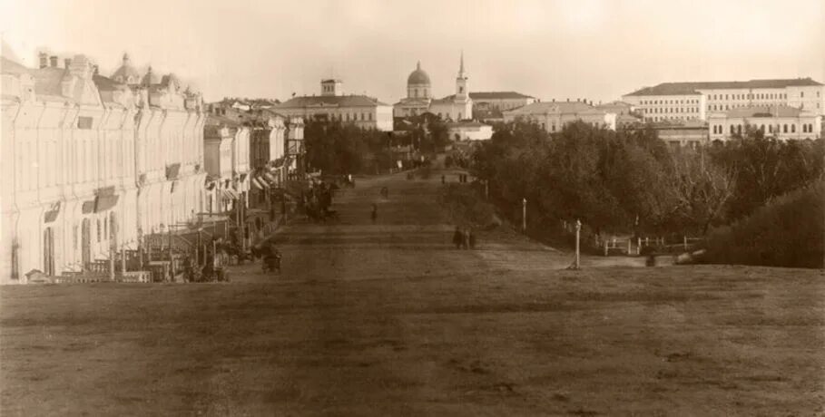 Сайт старый омск. Старый Омск Любинский проспект. Любинский проспект Омск 19 век. Старый Омск в фотографиях 19 век. Старый Омск Чернавинский проспект.