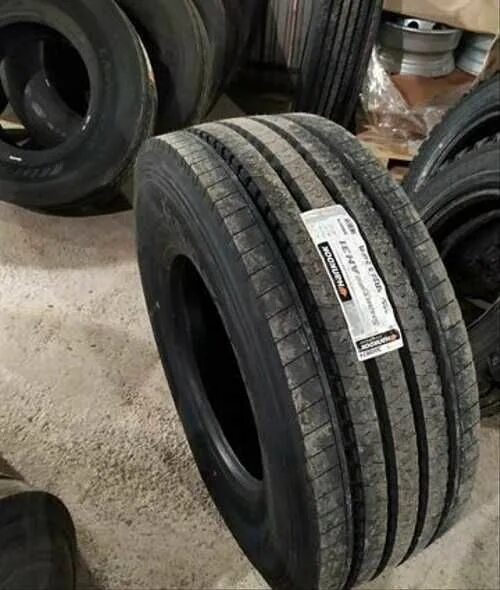 Ханкук 385/65 r22.5. Шины батоны 385 65 22.5 рулевые. Резина батоны 385.65.22.5 рулевая. Hankook ah31 385/65r22.5. Купить рулевой батон