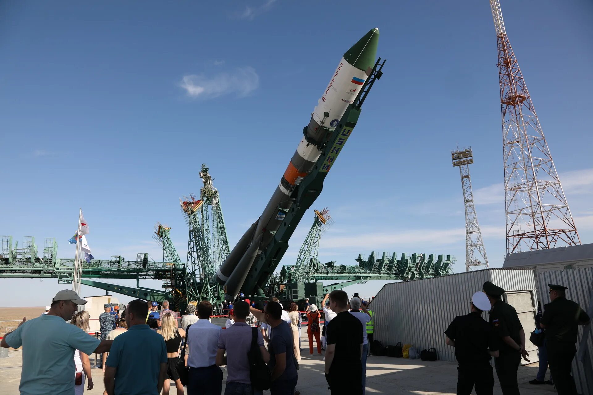 космодром «байконур» (казахстан). ракеты. ракета spacex. союз 2. байконур город космодром.