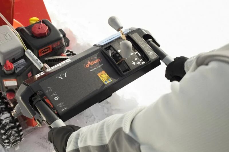 Зимани 24 снегоуборщик. Снегоуборщик бензиновый ariens st24 compact самоходный. снегоуборщик ariens compact 24. снегоуборщик ариенс 28. снегоуборщик ariens 24 de luxe.