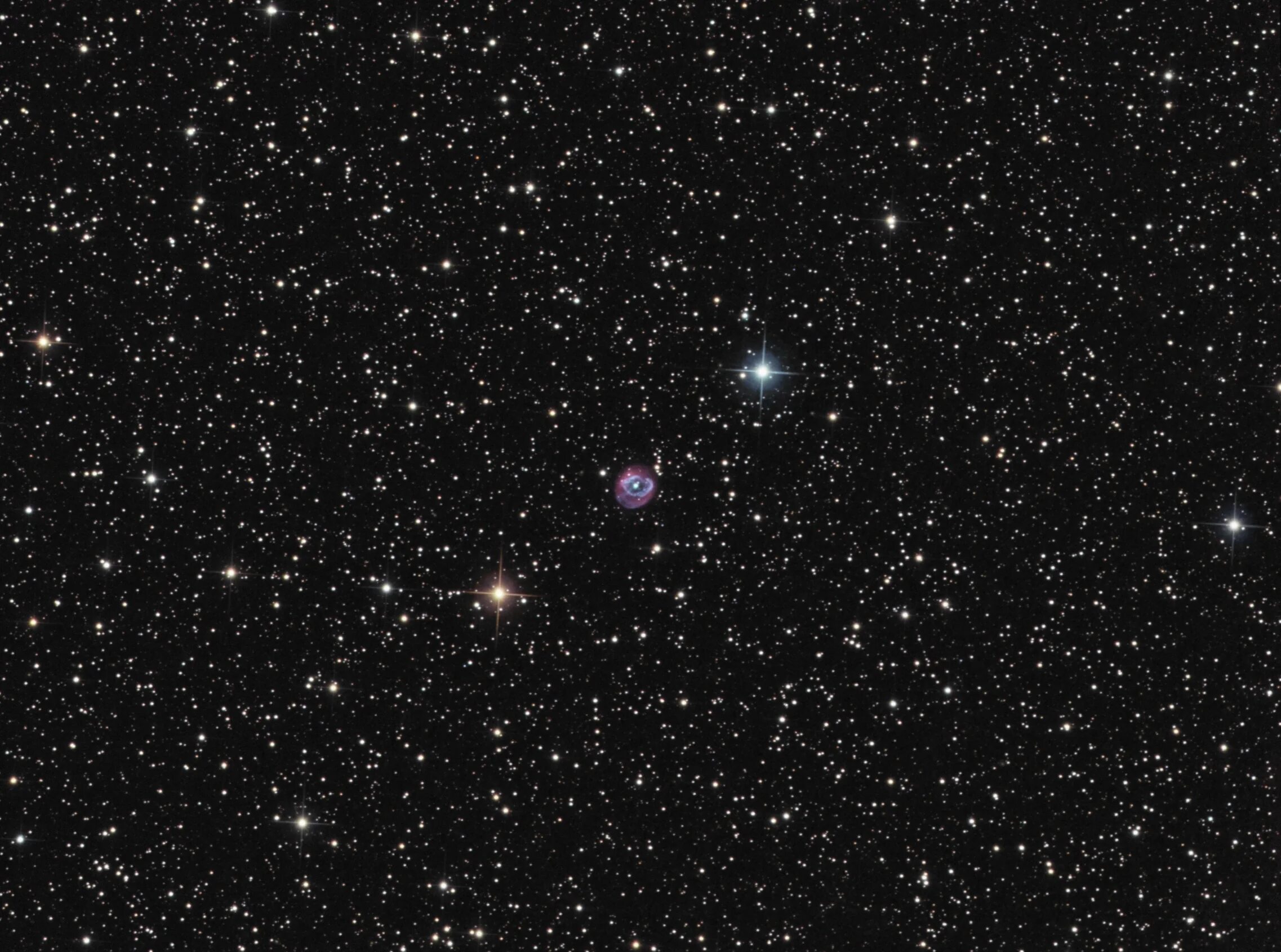 Созвездие Телец Альдебаран. Звезда гигант Альдебаран. Альдебаран в созвездии тельца фото. Альдебаран в телескоп. Ярчайшая звезда в северном полушарии