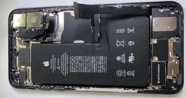 Iphone 11 pro max аккумулятор. Iphone 11 pro max battery. iphone 13 pro max батарея. iphone 11 pro battery mah. батарейка iphone xs pro max.