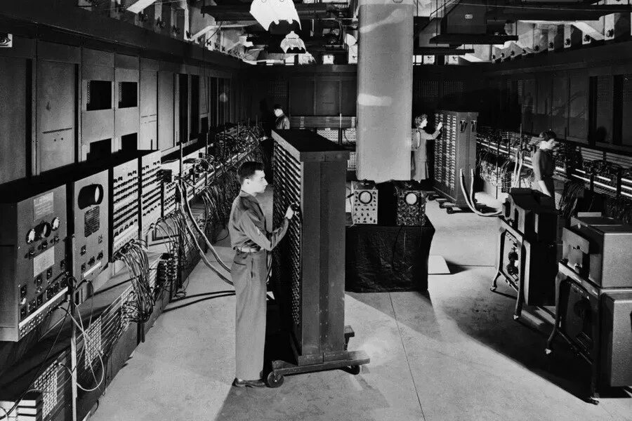 ЭНИАК 1946. Первая ЭВМ Eniac. Eniac первый компьютер. Eniac (США, 1946.