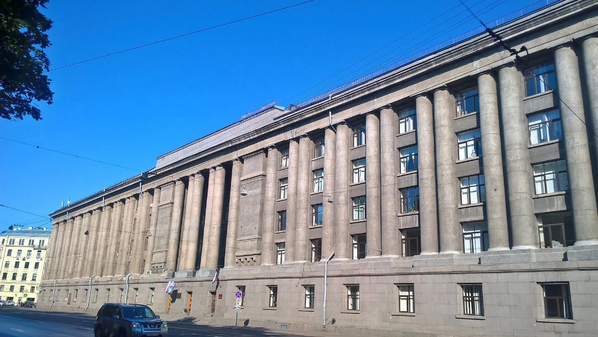 Центральное управление внутренних дел. Санкт-петербург, суворовский пр., 50/52. главное управление мвд санкт-петербург. здание гувд санкт-петербурга. суворовский проспект 50-52.