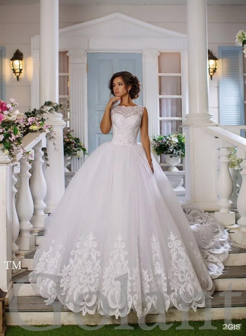 свадебное платье жозефина. свадебная выставка. свадебный салон джулия брайд спб. салон свадебных платьев спб. свадебные платья пышный верх.