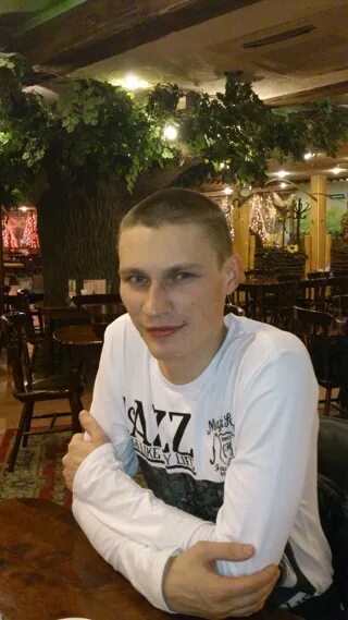 Горев максим анатольевич. Максим горев. Горев омск. Горев омск. Вова горит.