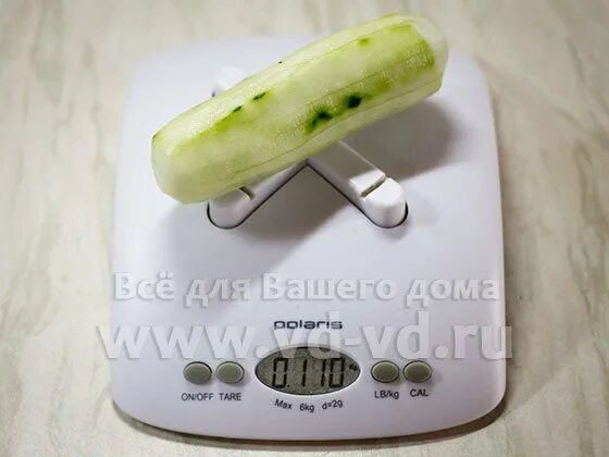 10 огурцов сколько грамм. Огурец короткоплодный вес 1 шт. вес 1 цукини. 1 огурец сколько грамм. вес 1 огурца.