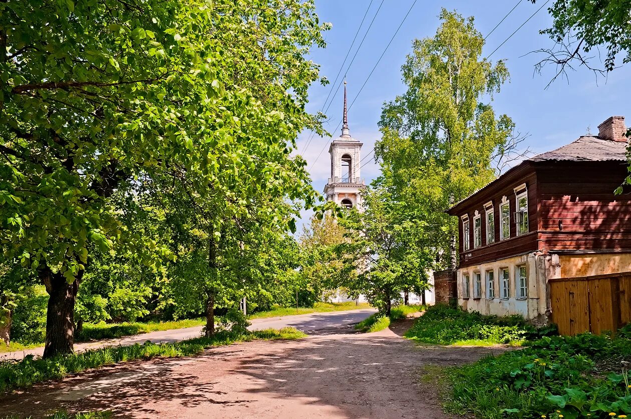 Торжок тверская область. Ул. Торжок центральная улица. Улочки торжка. Торжок исторический центр.