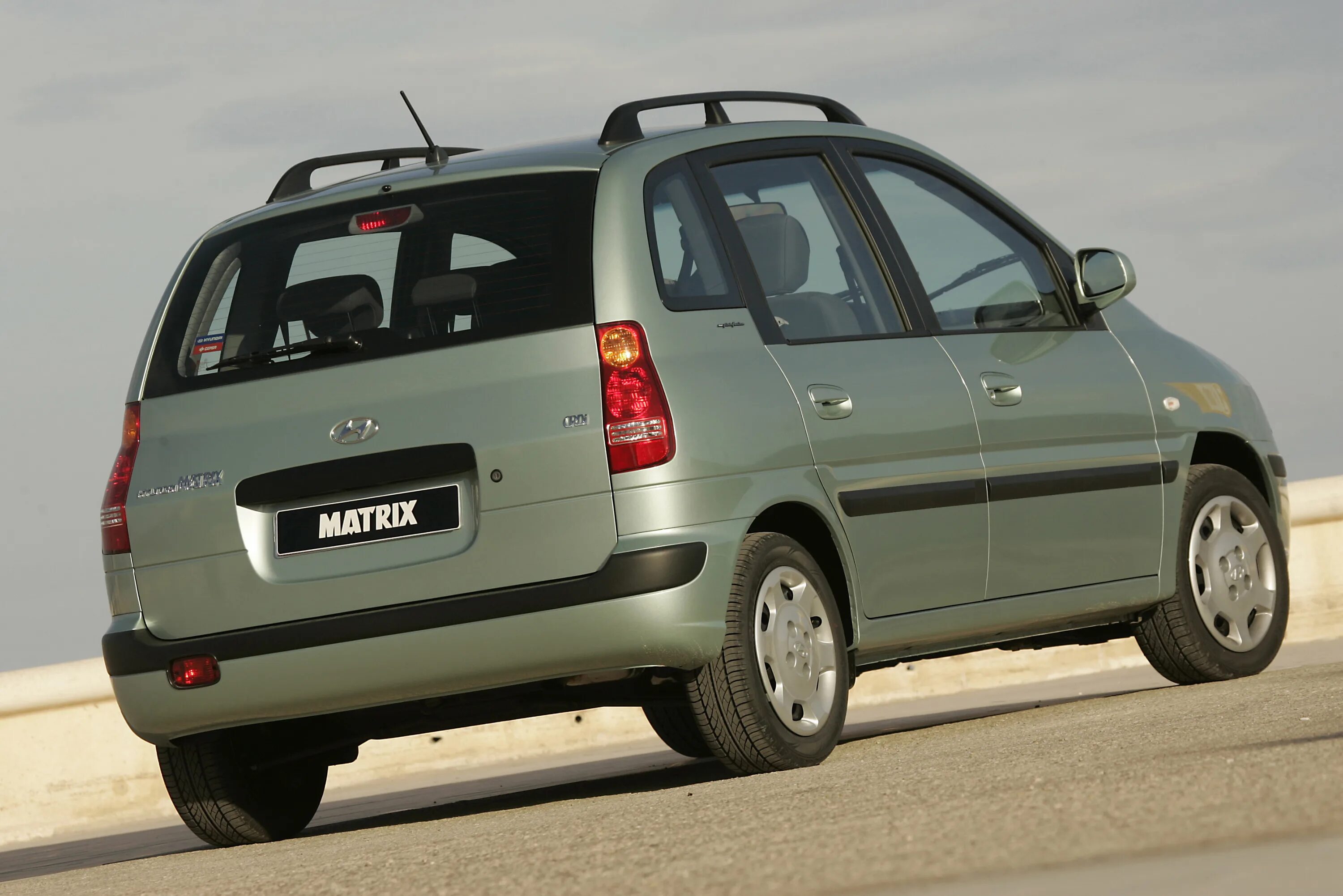 Matrix 37. Хендай матрикс 2025. хендай матрикс 2003. хендай матрикс 2012. hyundai matrix 2001.