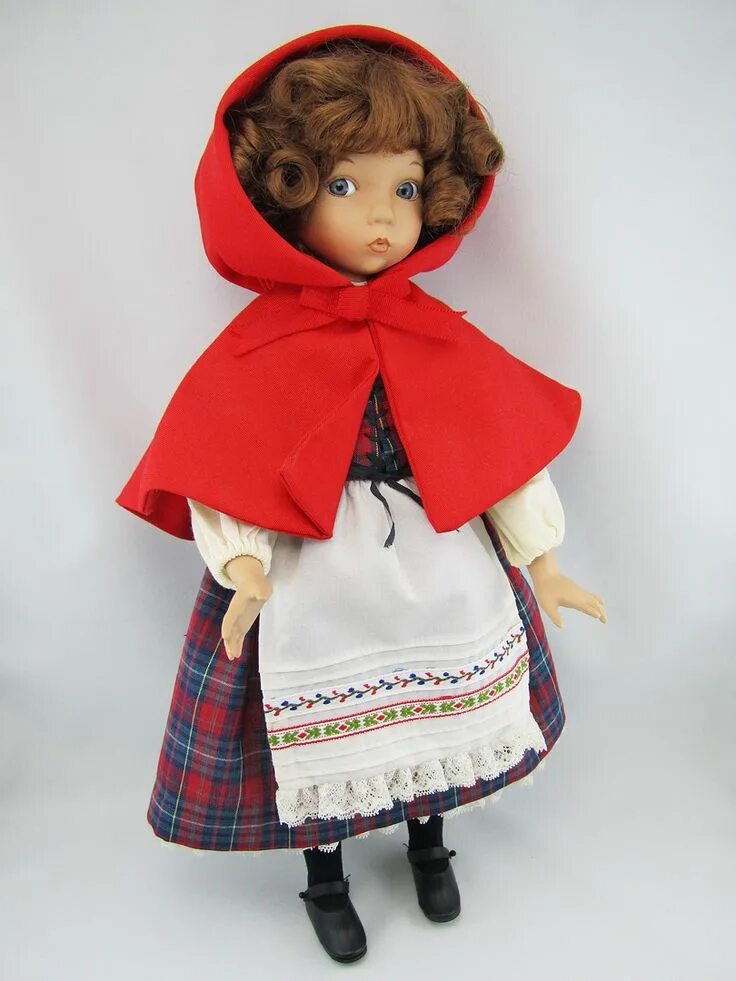 Красные куколки. Мари Осмонд кукла красная шапочка. Кукла красная шапочка Винтаж. Авторская кукла красная шапочка.