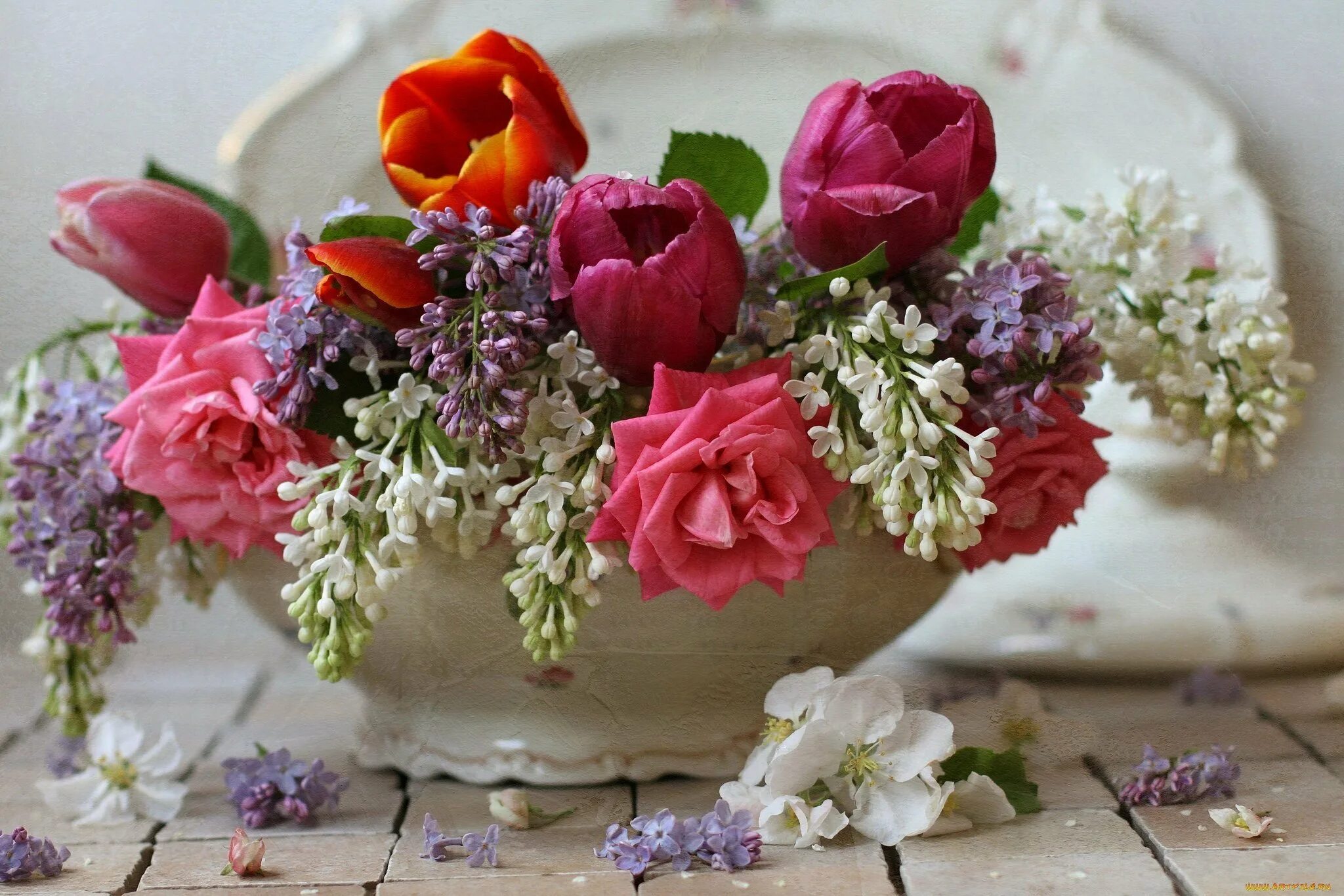 Доброе утро весенний букет. Весенний букет. Красивый букет в вазе. Шикарные цветы в вазе. Красивый весенний букет.
