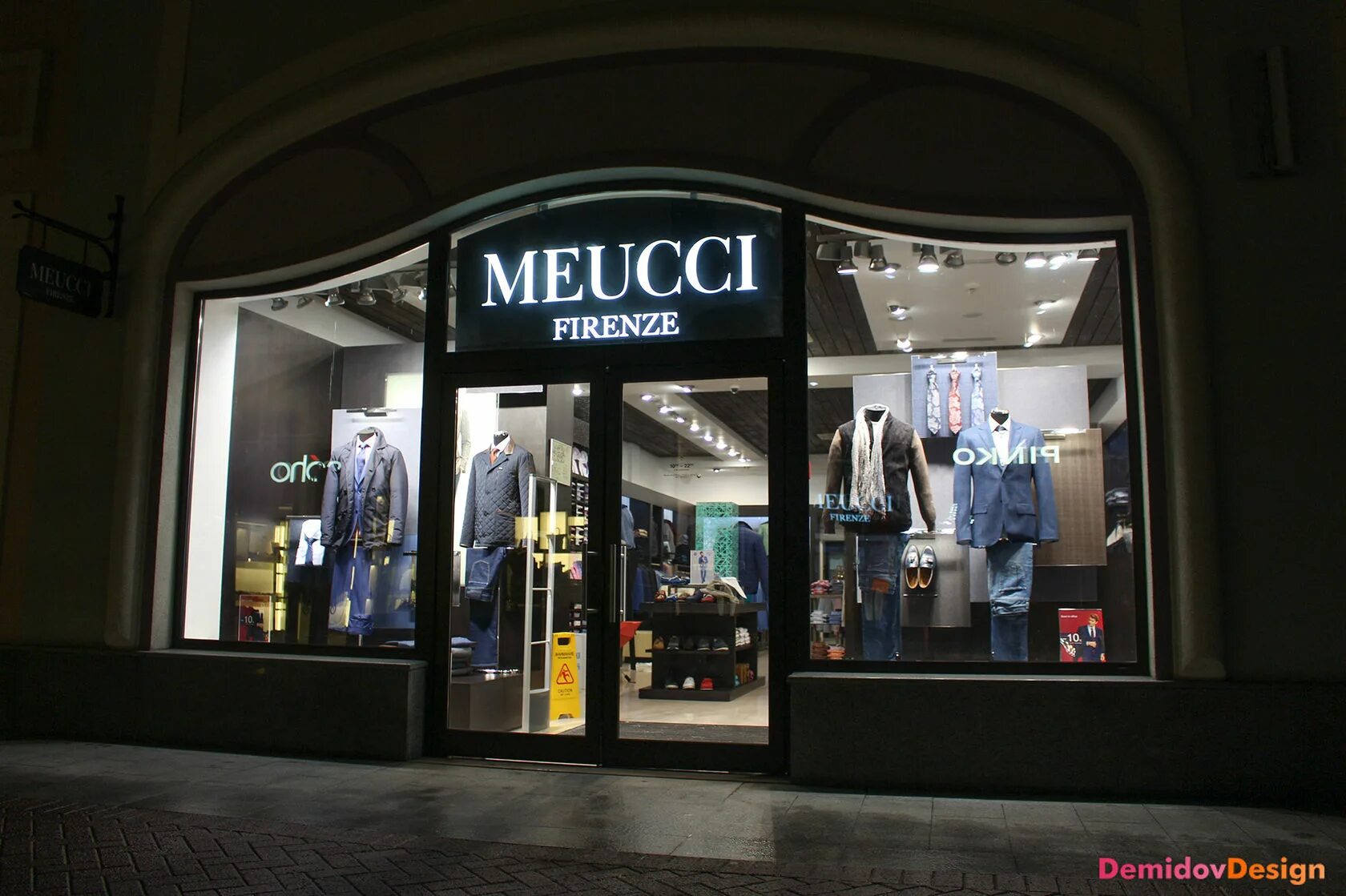 Сайт аутлет одежда. Магазин meucci. магазин мужской одежды meucci. меуччи мужская одежда магазины. мужские магазины итальянской одежды.
