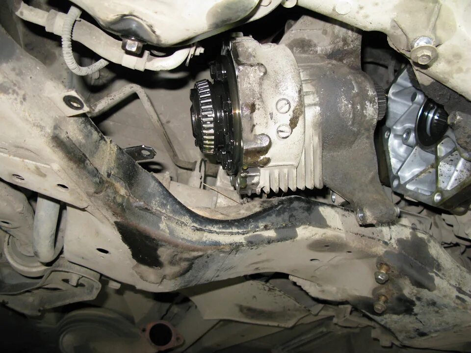 Масло в редуктор мурано. Nissan murano 2006 год раздаточная коробка. раздатка мурано z50. мурано z50 снятие раздатки. раздатка nissan murano z50.