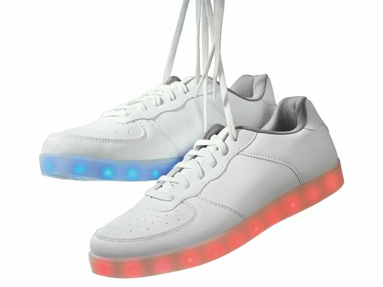 Кроссовки оренбург. Кроссовки reebok в оренбурге. Кроссовки детские для мальчишек. Кроссовки оренбург цум. Кроссовки esmara германия фото.