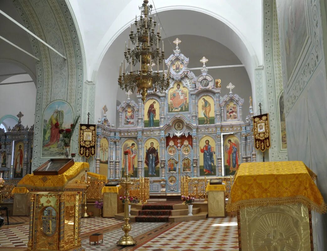 храм вознесения господня сокольники. воскресенский храм в сокольниках в москве. воскресенский храм в сокольниках в москве. собор воскресения христова ханты-мансийск внутри. храм в сокольниках.