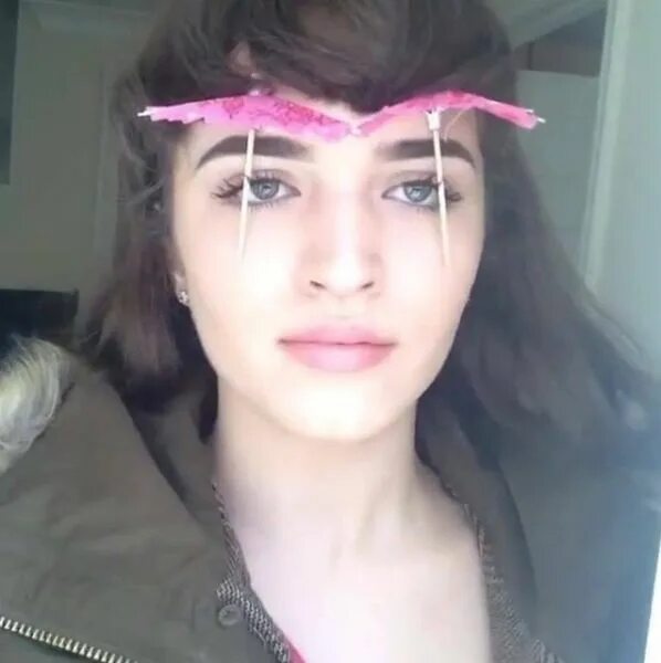 Yasmin zbari. Yasmine zbari.