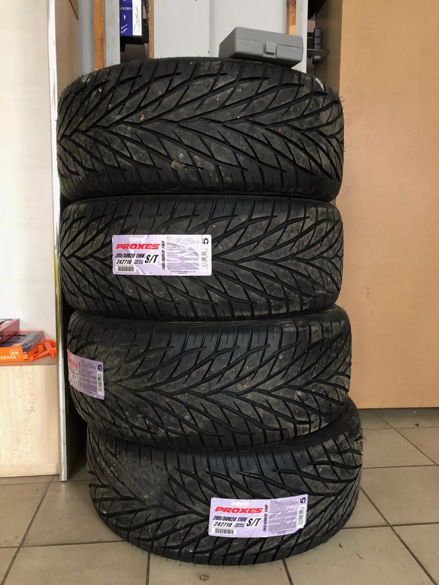 Toyo 285/60 r18 лето. Toyo 285 55 18. 285/55 R20. Тойо 6 275 55 20. Резина 275 55 купить