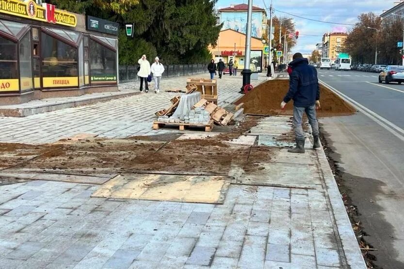 Ленина дорога в ульяновске. Островского 55 пермь. Реконструкция улицы ленина в перми. Ульяновск ленин. Трамвайные пути на ленина.
