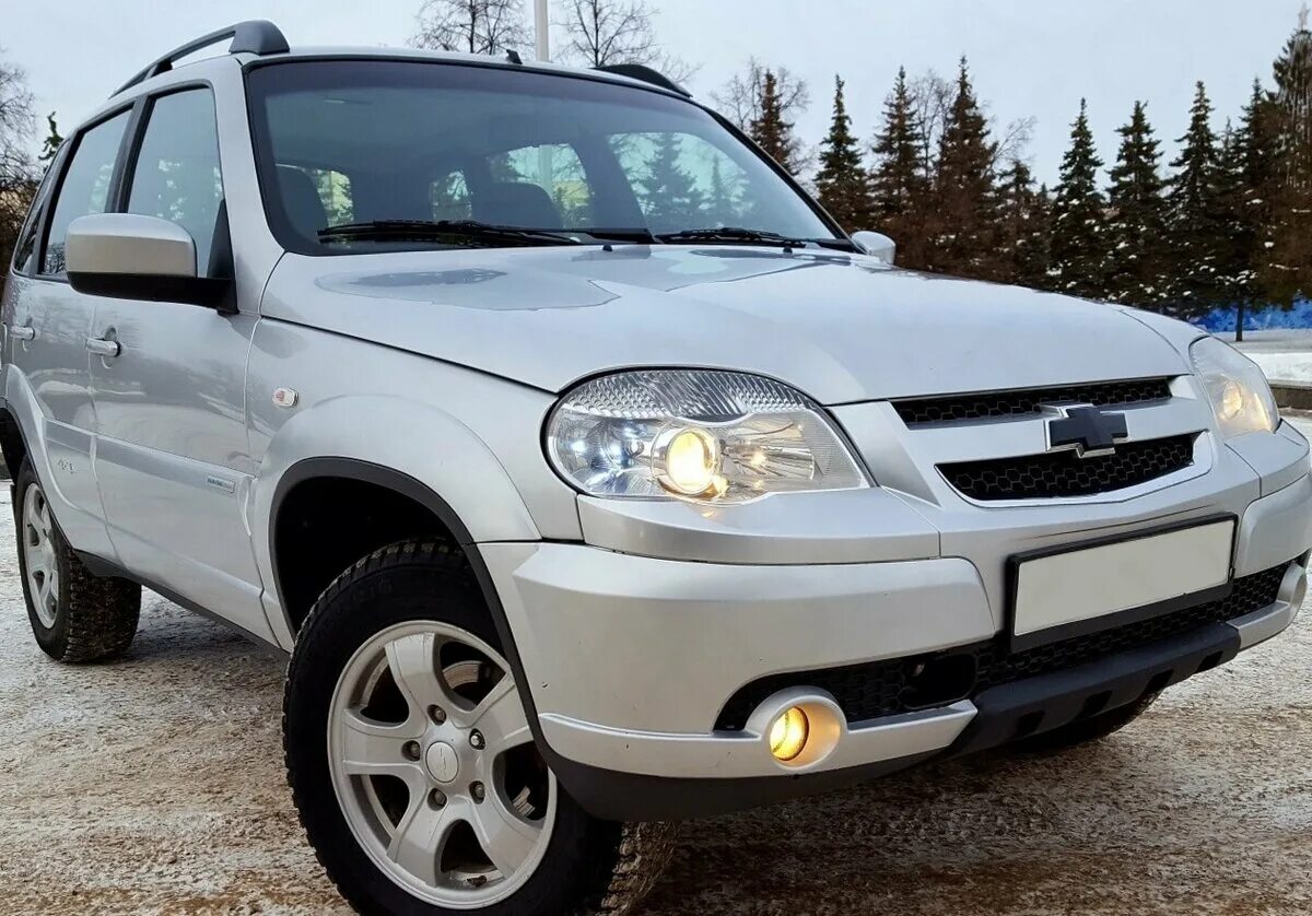 Chevrolet Niva 2013. Chevrolet Niva 2012. Chevrolet Chevrolet Niva 2013. Шевроле Нива 2013 серебристый.