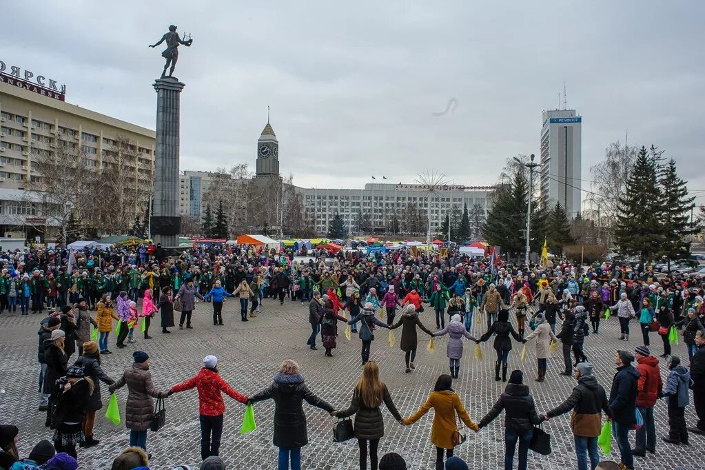 какой сегодня праздник в красноярске. красноярск праздник. празднование день города красноярск.