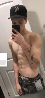 Famousmales - 18 year old joey birlem