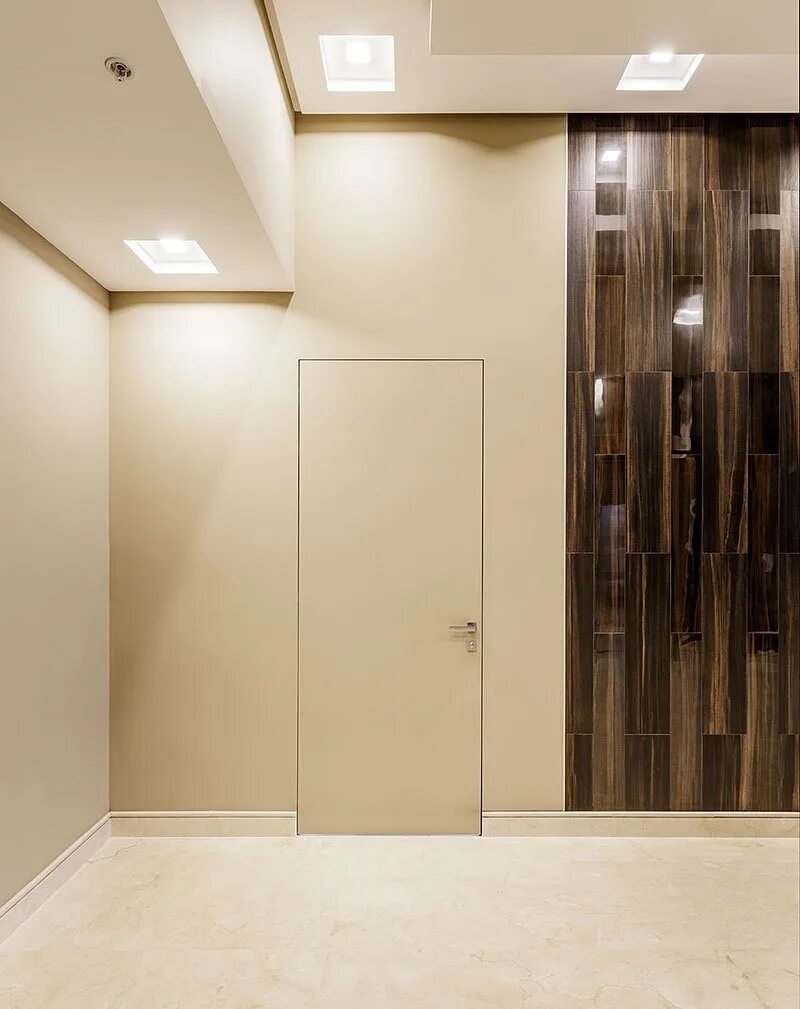 V4 bianco veralinga white waltz. Волховец межкомнатные двери. Postucisi v dveri. Современные межкомнатные двери. Двери двустворчатые межкомнатные волховец.