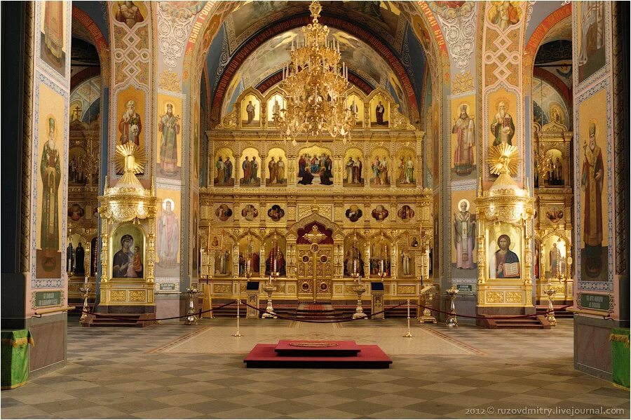 церковь на крови екатеринбург романовых.