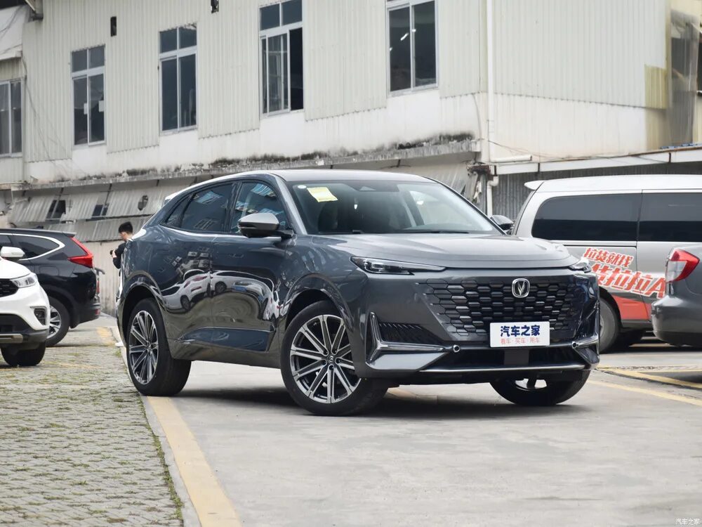 Geely uni k. Changan uni-k 2025. чанган юникей цвета. changan uni-k 2025. чанган юни-к цвета кузова.