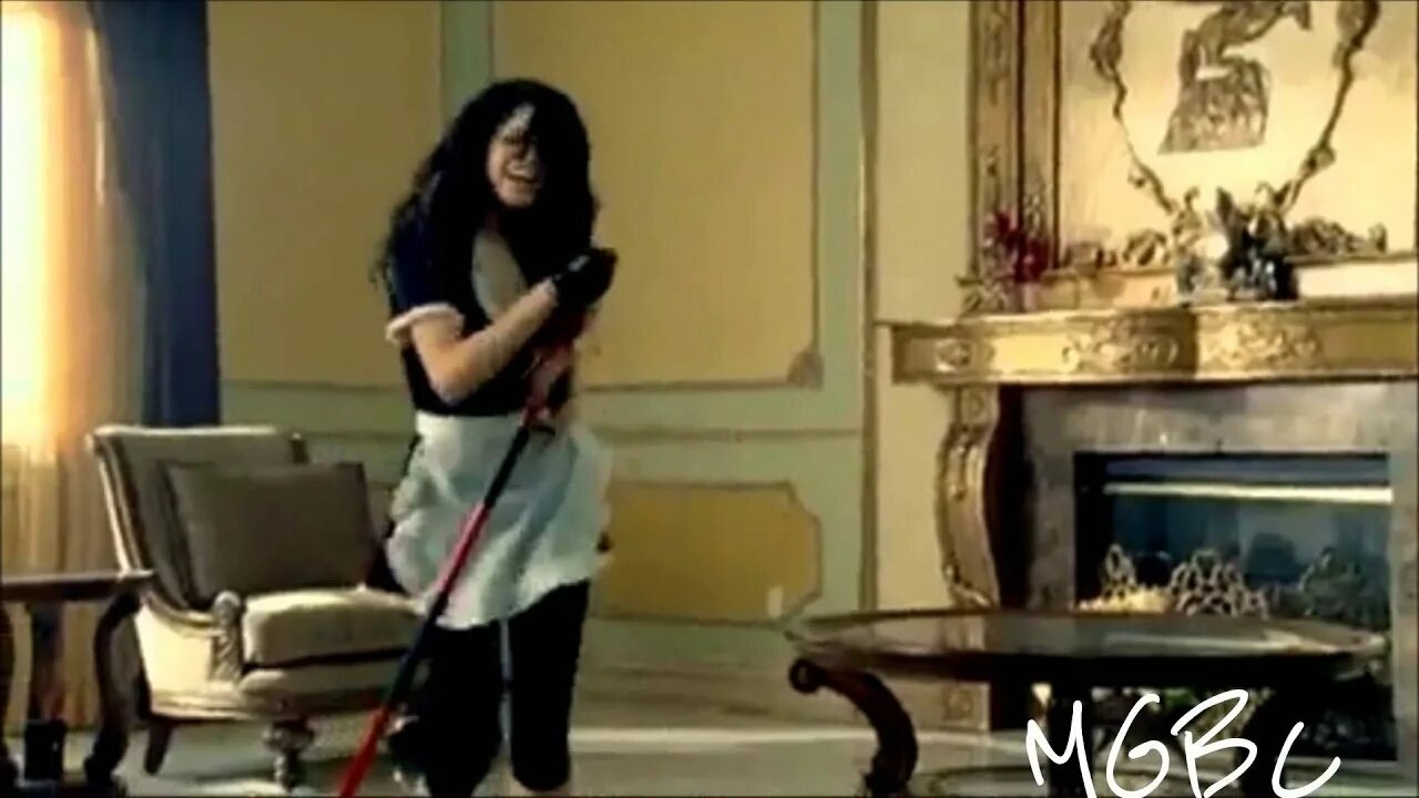 Селена Гомес Tell Me Something I Don't Know