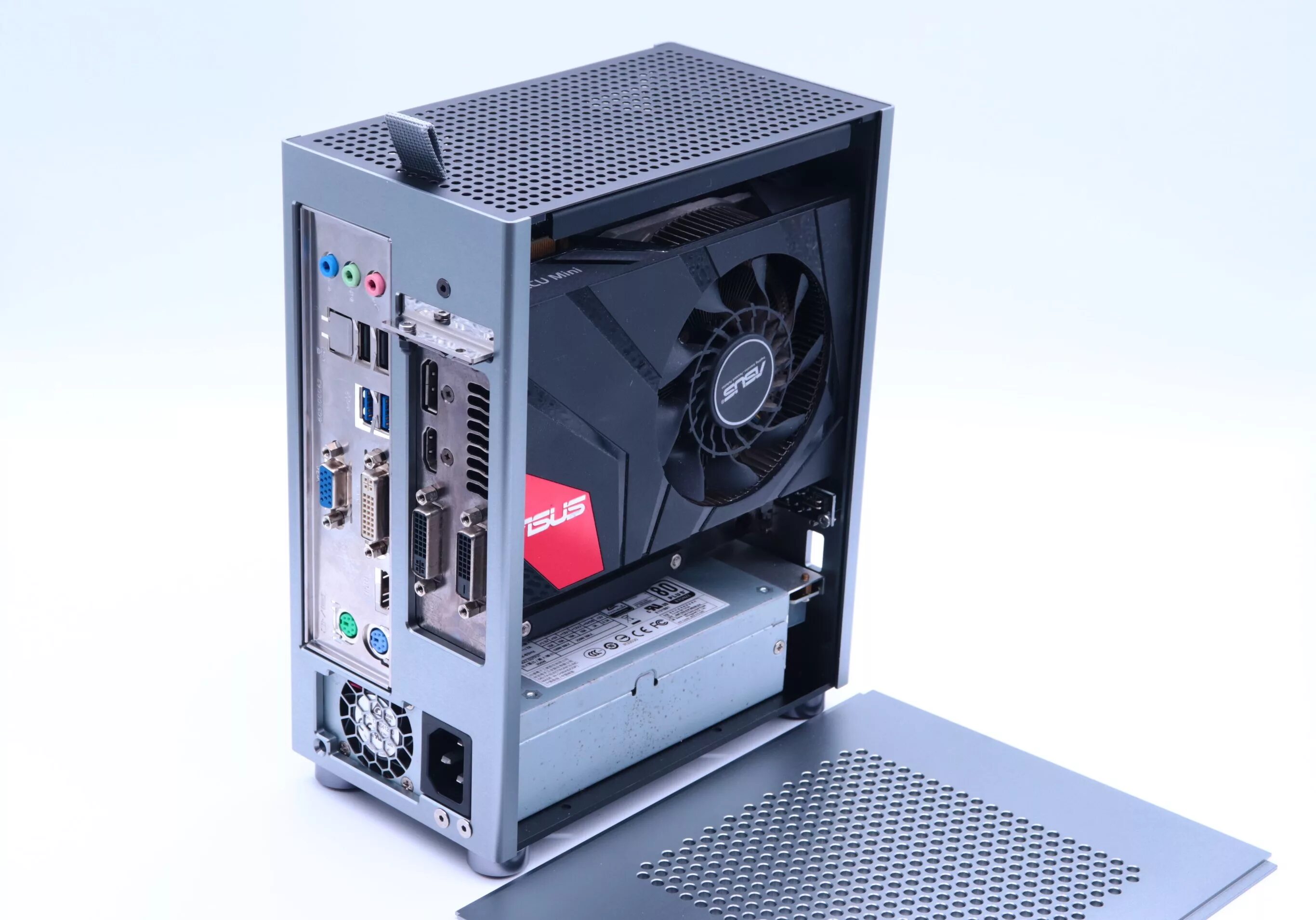 Mini ITX корпус 2022. Корпус мини Formula 2s. Mini ITX корпус SFX. S300. Mini ITX.