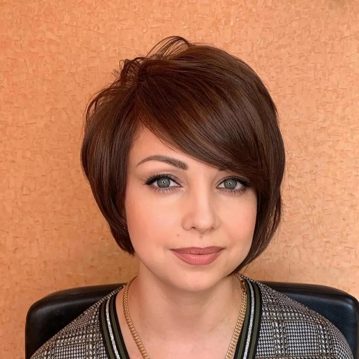 Лица 2025