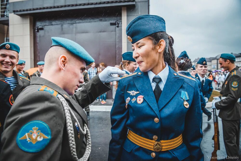 Форма берета. Кокарда на берет вдв. Берет маргелова вдв. Оптимистичные высказывания. Беретка голубая вдв ссср.