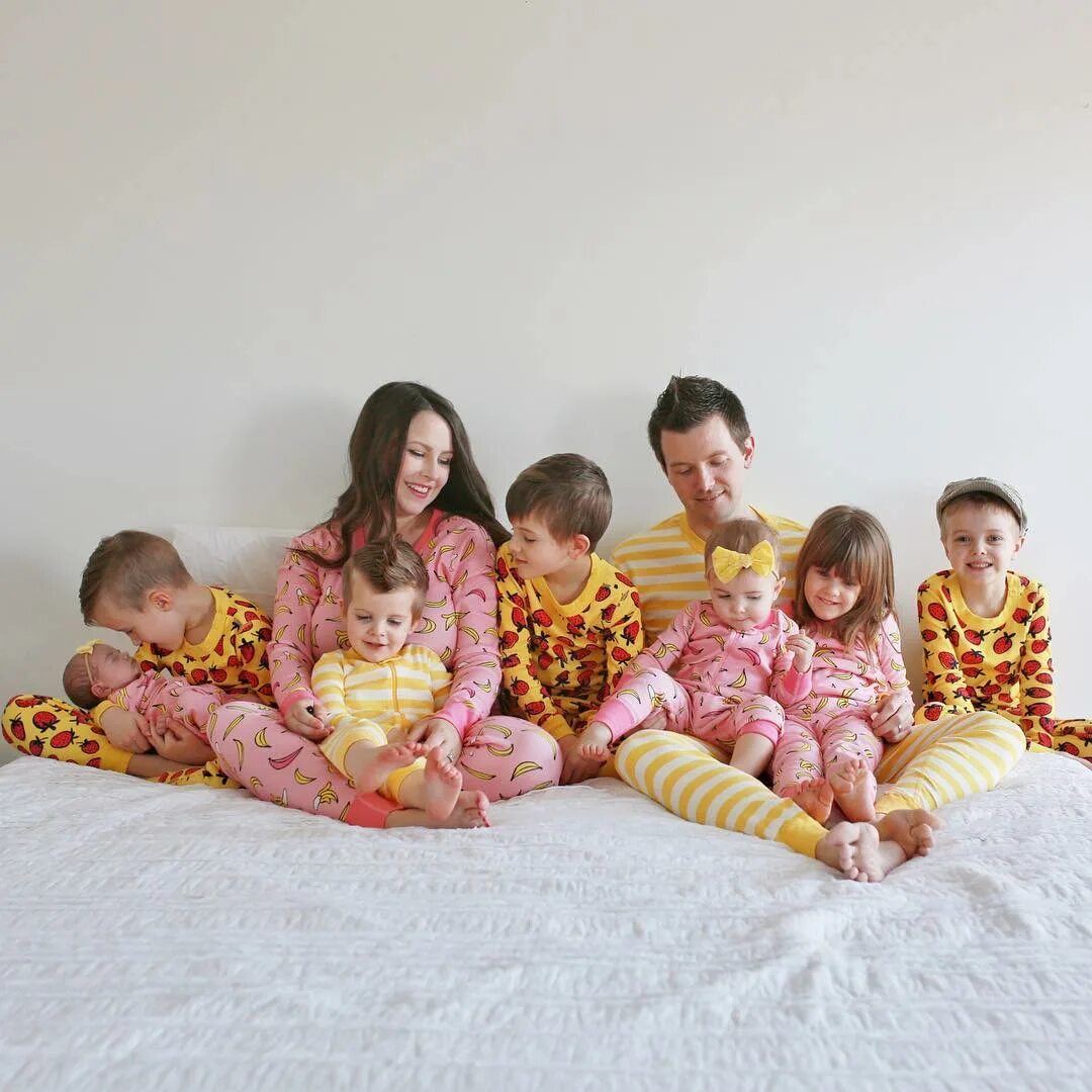 блоггер марина балмашева из краснодара. мама и 7 детей. семья семеро детей. блогерша марина балмашева. кенни маккоги 7 детей.