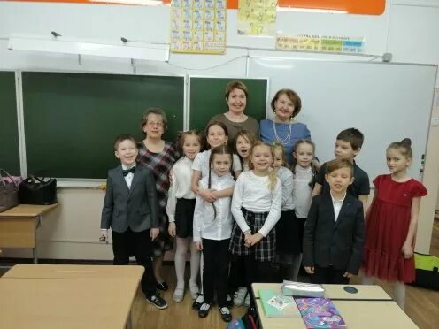 Дневник 5 школа большой исток. Школа исток красногорск. школа исток красногорск официальный сайт. чоу сош исток красногорск. школа исток красногорск 5 класс.